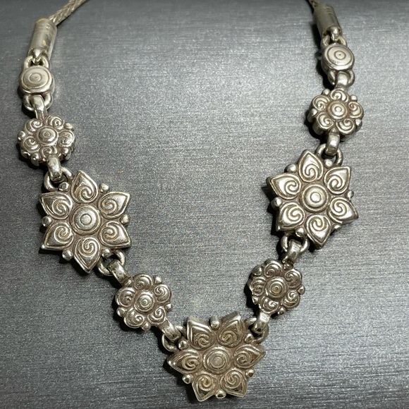 Vintage Retired Brighton Enamel Flowers & Ab Rhinestones 16-19” Necklace 1 owner - Picture 5 of 8